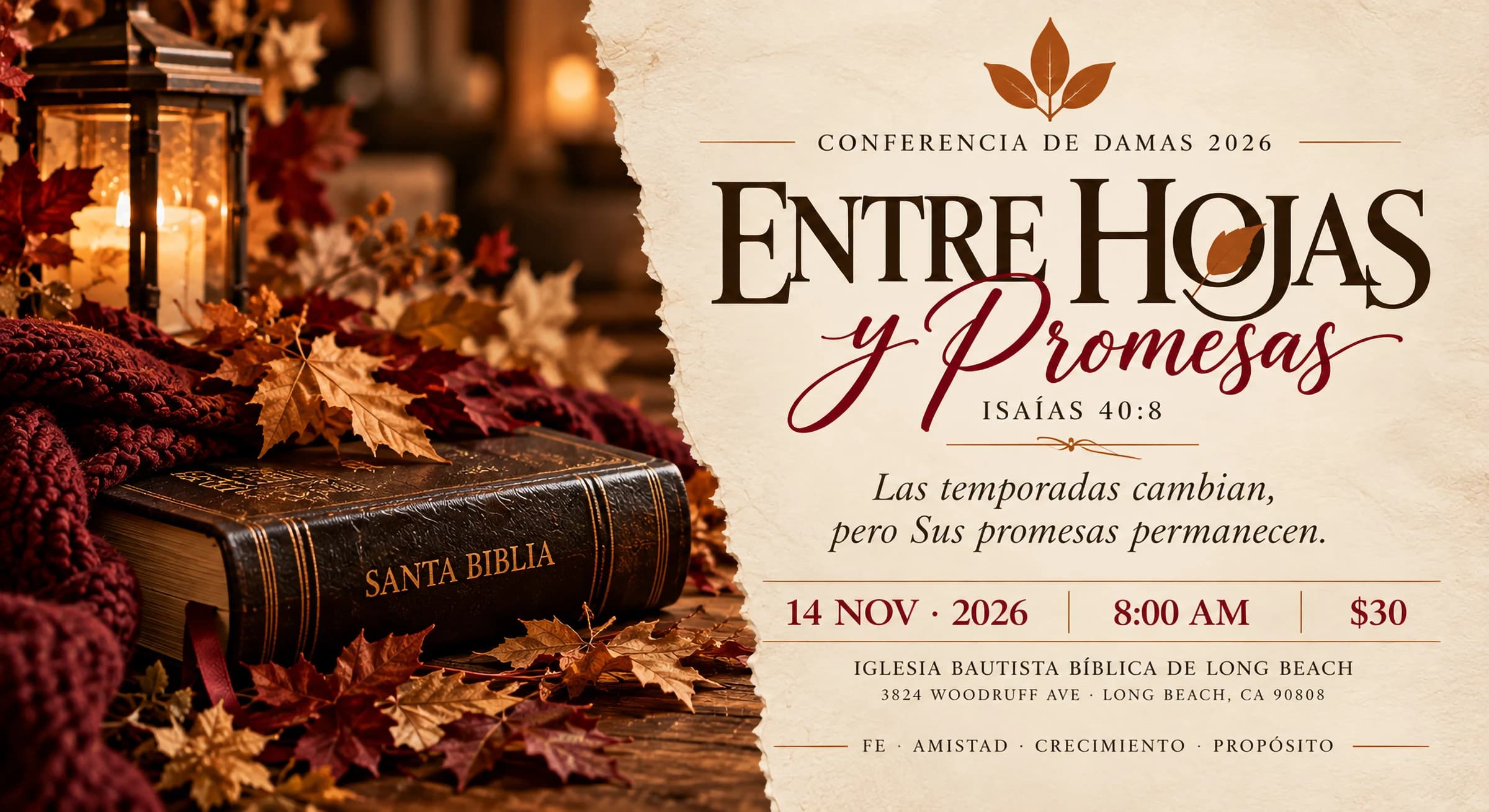 Una Biblia y un farol iluminado entre hojas de otoño